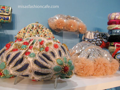 （画像用） SANTI 刺繍バッグ